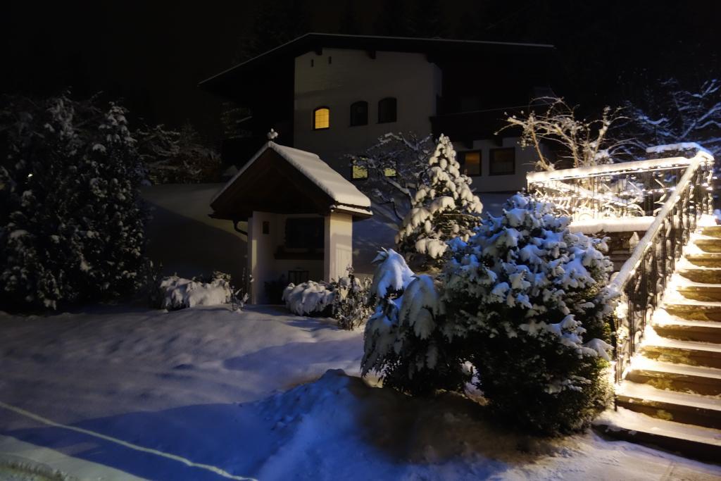 Hotel Haus Fiegl Oetz Exterior foto