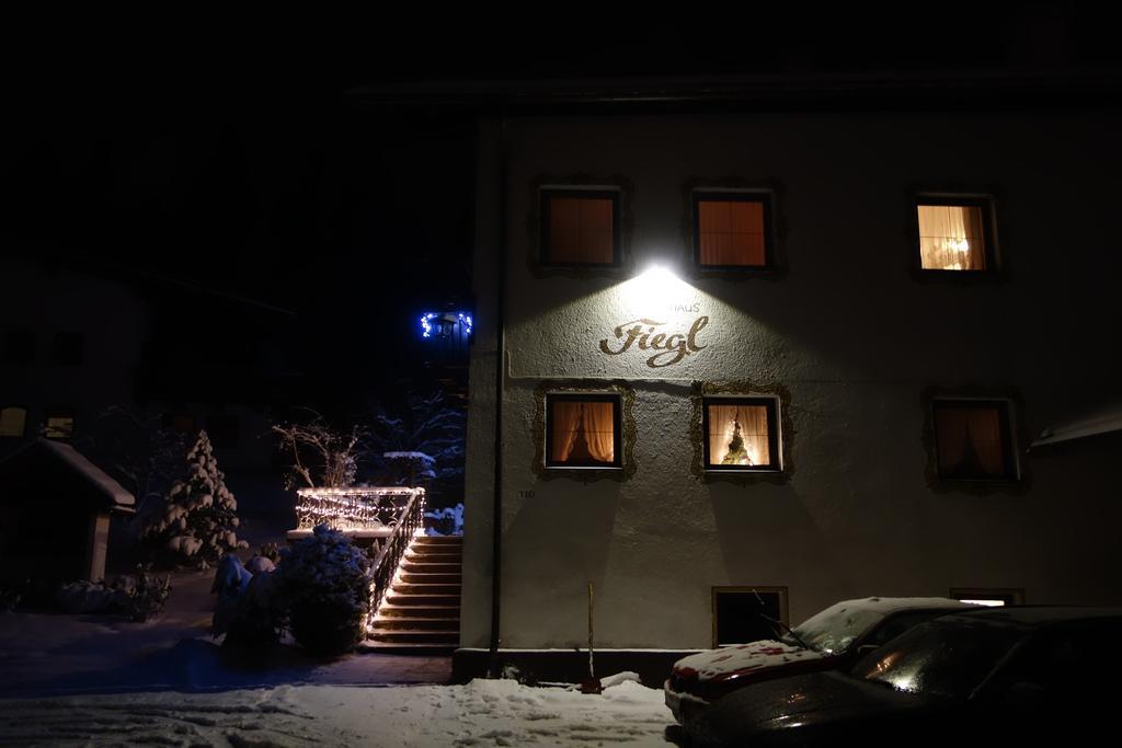 Hotel Haus Fiegl Oetz Exterior foto