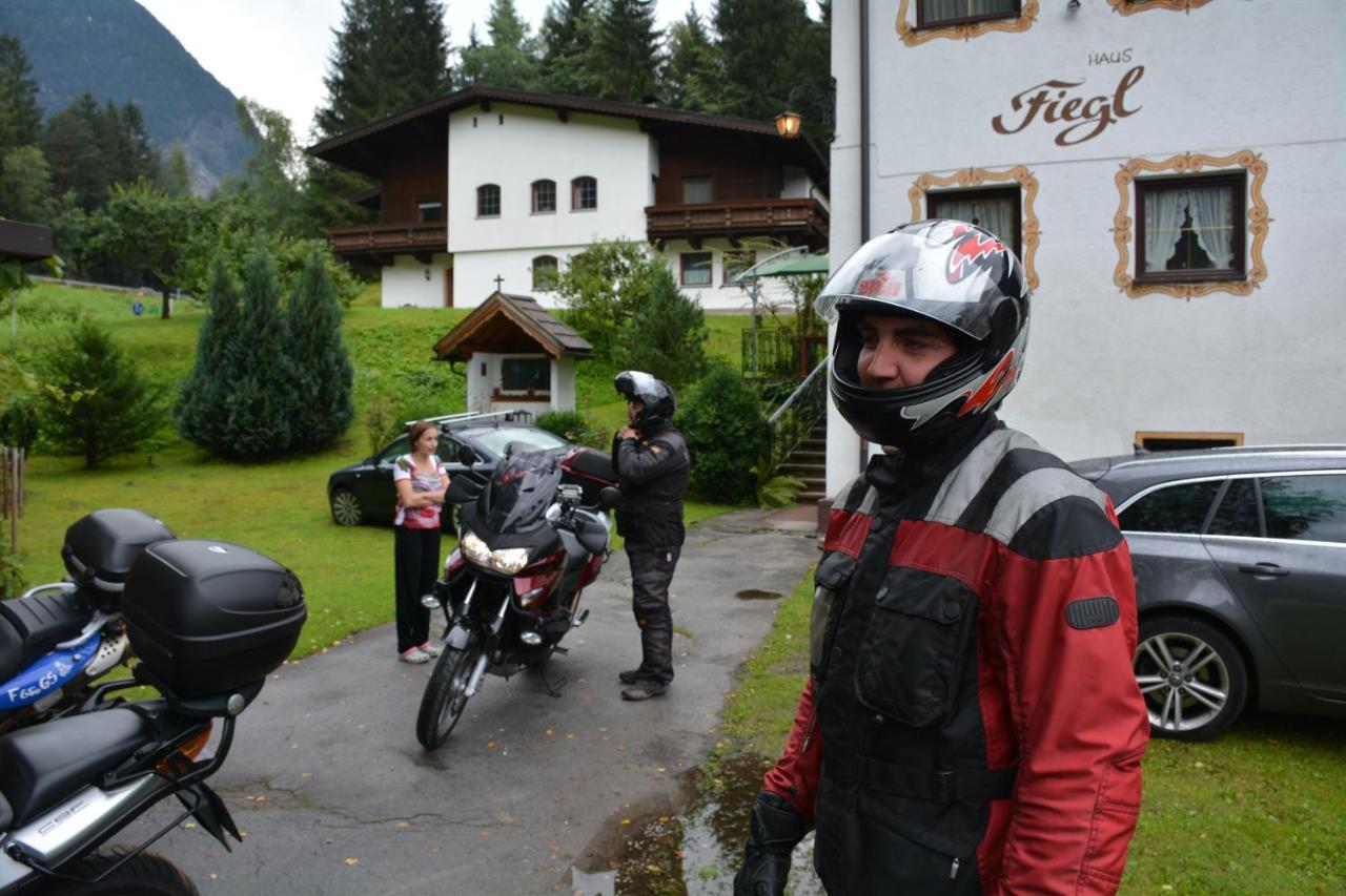 Hotel Haus Fiegl Oetz Exterior foto